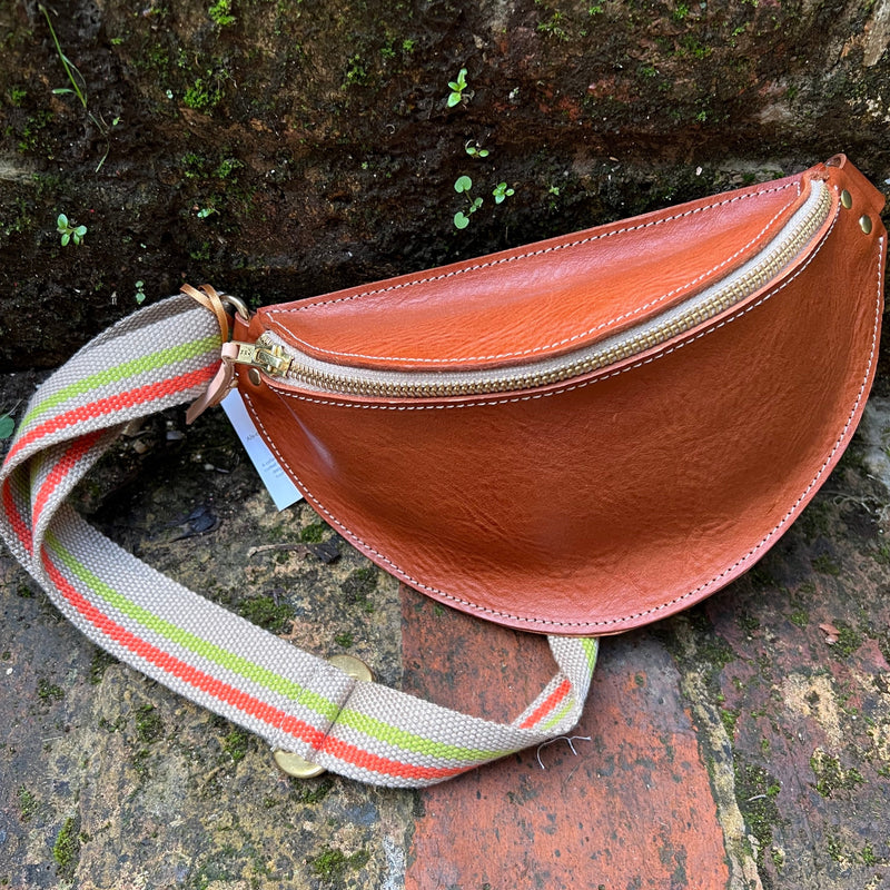 Als Shaw Sling Bag