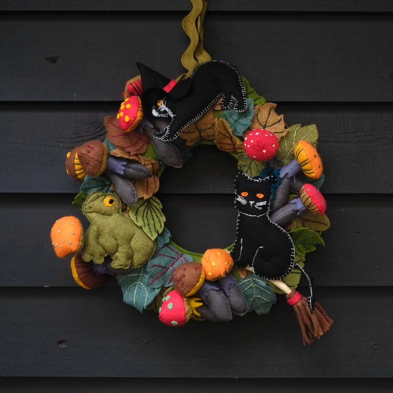 'The Witches Friend's' Wreath Felt Kit