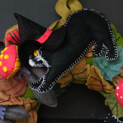 'The Witches Friend's' Wreath Felt Kit