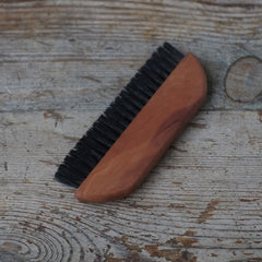 pocket clothes brush