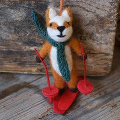 Felix the Skiing Fox