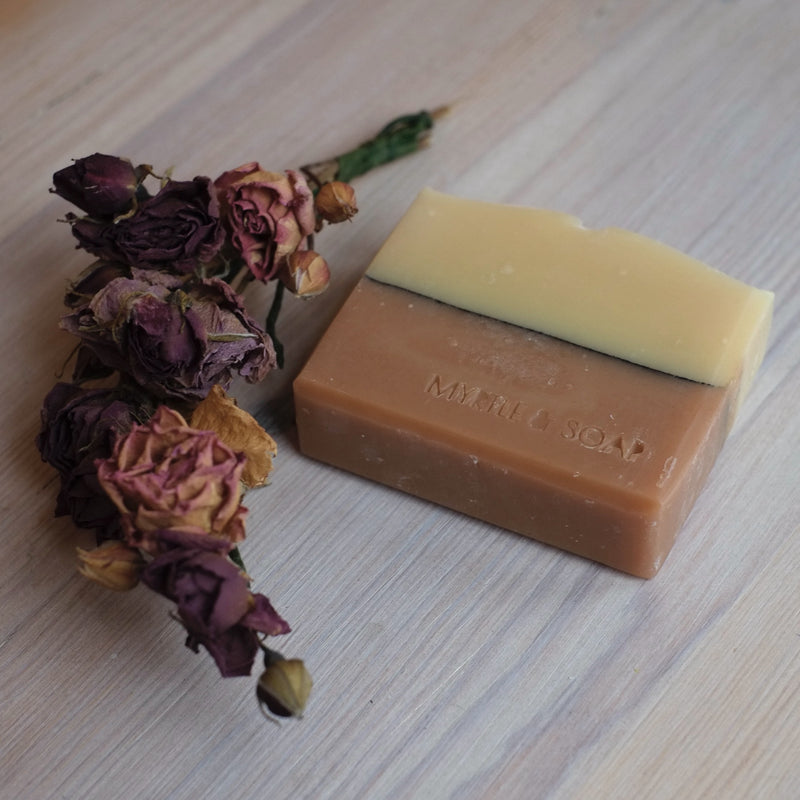 On the Line - Natural Soap Bar with Kaoline Clay, Red French Clay & Lemongrass